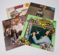4x The Kinks signed LP record albums. Everybody's in Show Biz - Everybody's a Star. Muswell