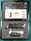 A Bachmann Branchline OO gauge BR Class N15 4-6-0 locomotive, Lord Nelson 3085, in lined green