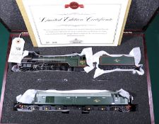 A Bachmann Branchline OO gauge 2-locomotive set. BR Class A1 4-6-2 locomotive, Sir Walter Scott