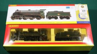 A Hornby OO gauge Southern Railway Class N15 4-6-0 locomotive, Sir Lamiel 30777, in lined dark green