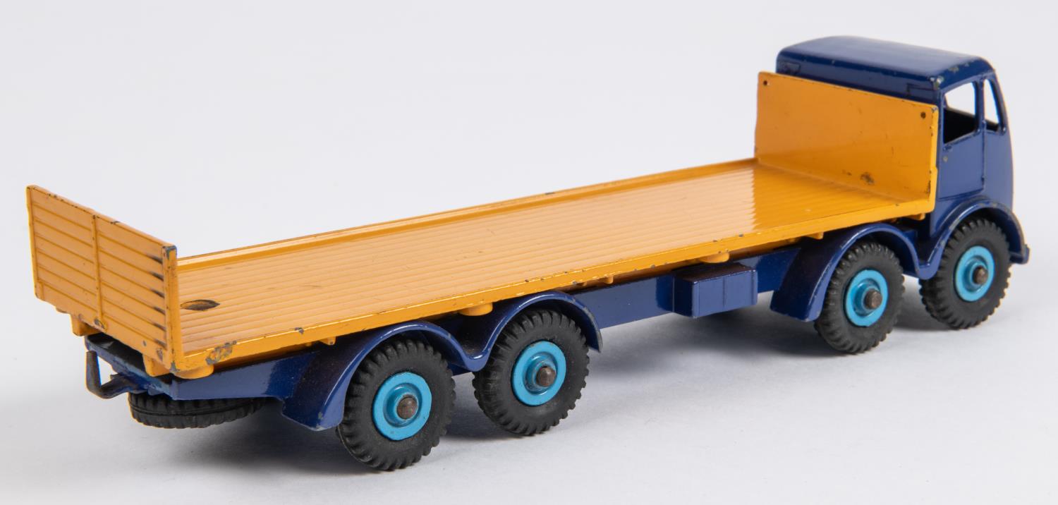 Dinky Toys Foden Flat Truck with Tailboard (903). Example in violet blue with orange flatbed with - Image 2 of 3