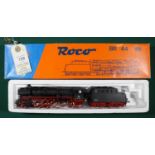 RoCo HO DB Class 044 2-10-0 steam tender locomotive. RN 044-188-1. In black and red livery. (