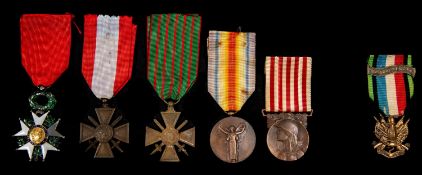 France: Legion of Honour knights badge, crossed flag reverse 1914-18 period; Croix de Guerre -