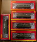 5 Hornby Hobbies Southern Railway 6 Wheel Coaches. 2x 1st Class Coach with lights (R.40131 and R.