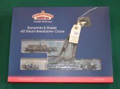 Bachmann Branch-Line Model Railways. Ransomes & Rapier 45T Steam Breakdown Crane set (38-801). No.16