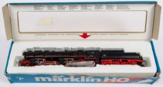 Marklin HO DR Class 53 2-6-8-0 tender locomotive. RN 53 0001. Coupled to a 5 axle bogie tender. In