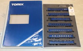 A Tomix 'N' gauge Train Pack. (92716). J.R. PC Series 14.700 Salon Car 'Naniwa'. Comprising 7x