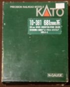 A KATO 'N' gauge Train Twin-Pack. (10-381). 2x 681-2000 Series (Hokuetsu-Kyuko Color (A&B). 'A'