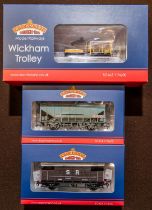 3x Bachmann Branch-Line Model Railways. Wickham Trolley Car BR Engineers (32-992). Plus an SE&CR '