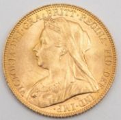 Victoria AV Sovereign 1900 EF; George V AV Half Sovereign 1925 SA for Pretoria Mint. GEF (2) £425-