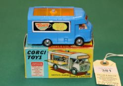 Corgi Toys Smith's-Karrier Mobile Canteen (471). In mid blue livery, with 'Joe's Diner' to opening