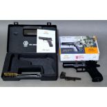 A Gletcher JRH 941 Co2 .177 calibre air pistol, serial no.35JRM0628, 21cm long...