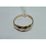 A 9ct gold ring, size M/N, weight 1.55 grams.