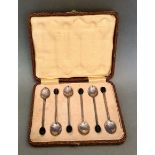 A cased set of 6 hallmarked silver bean spoons, Birmingham, 1923, possibly Marson & Jones.