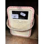 Emma Bridgewater Retro Mini DAB/FM radio.