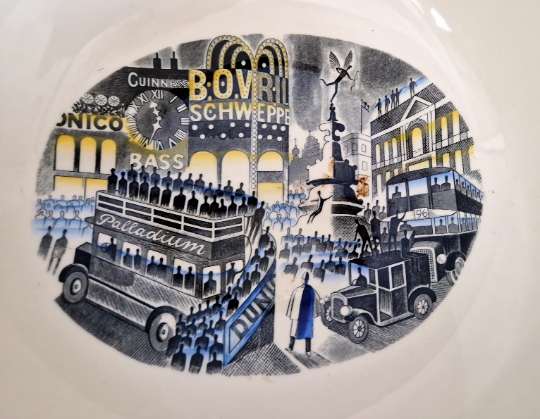 A 1975 Wedgwood Boat Race bowl designed by Eric Ravilious , limited edition no. 133/200, with box - Image 4 of 11