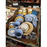 A box of mixed ceramics including Wedgwood and Denby etc.