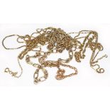 Five assorted chains, various 375 marks, wt. 30.3g.
