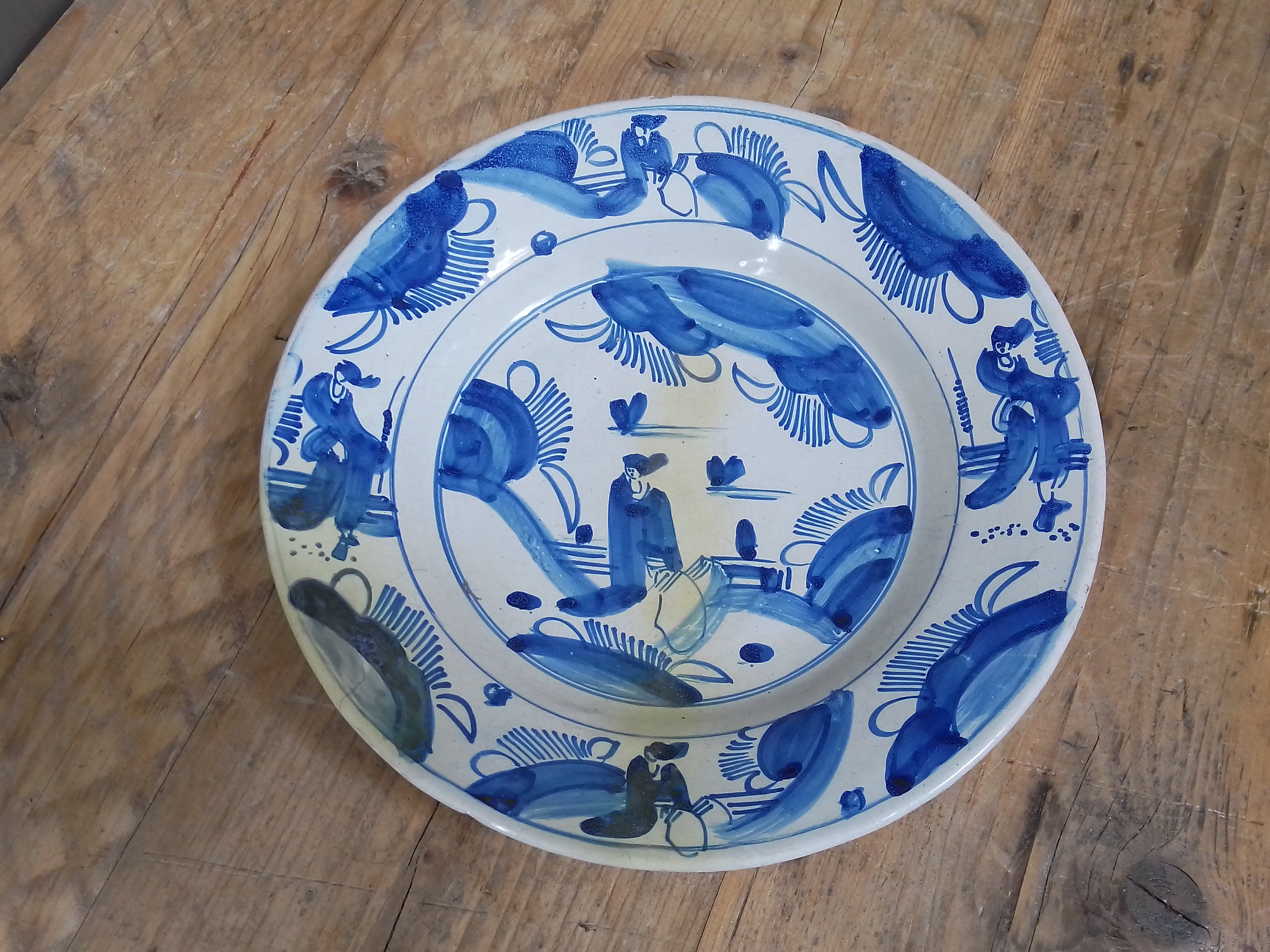 A group of six delft dishes. - Image 6 of 14