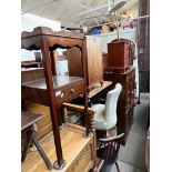 A George III mahogany night stand.