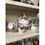 Royal Albert Old Country Roses china approx. 25 pieces