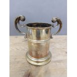 A George V twin handled silver siphon holder/bottle coaster, Walker & Hall, Sheffield 1914, height