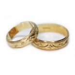 Two 9ct gold wedding bands, wt. 7.1g, size M & W.