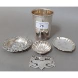 Various pieces of silver and white metal to include a beaker, 3 small dishes to include a Chinese