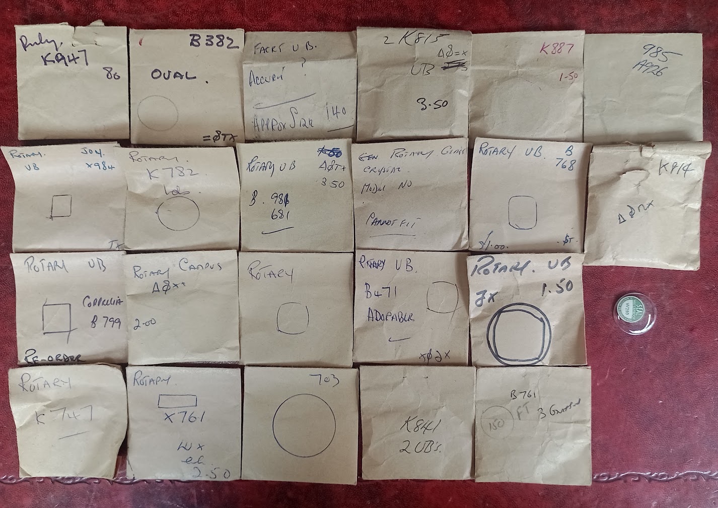 A tin of assorted watch parts including Omega, ETA etc. - Image 4 of 6