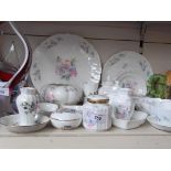 Aynsley - 20 china items in Pembroke & Little Sweetheart designs