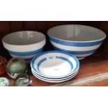 5 Cornish ware items by TG Green including a 25cm diameter mixing bowl