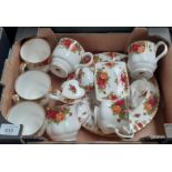 Royal Albert Old Country Roses. 12 pieces