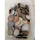 A tub of assorted GB, world coins & banknotes.