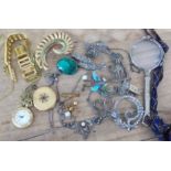 A mixed lot of vintage jewellery including pieces marked '9ct' wt. 2.3g, marcasite brooches etc.