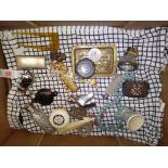 A mixed lot of trinkets and collectables including a maritime badge 'PB&H' etc.