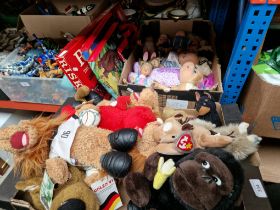2 boxes of assorted dolls & soft toys to include ty beanie babies, Coleo VI 2006 world cup mascot,