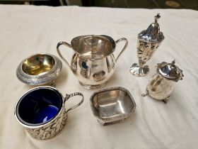 Various small silver items