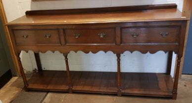 A Georgian style oak sideboard/dresser base, length 186cm.