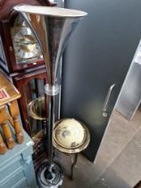 An Art Deco large metal floor standing lamp.