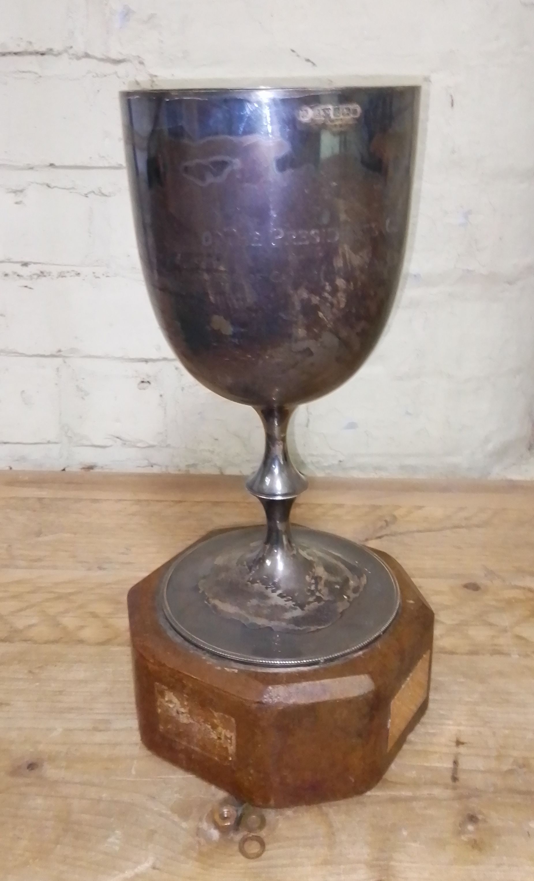 An Edward VII silver trophy "The President's Cup Wnners of the Cards (Welsh Don) Competition",