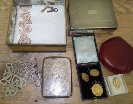 A mixed lot comprising a hallmarked silver cigarette case, other hallmarked silver and plated ware