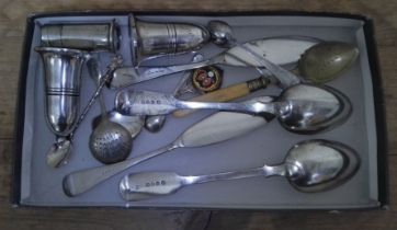 Assorted silver and silver plate comprising a pair of Victorian silver desert spoons weight 5ozt,