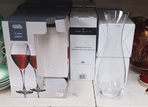 Boxed Dartington and other glassware