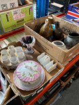 A mixed lot (2 boxes) of studio pottery and ceramics including Marjorie Smith Cheltenham charger,