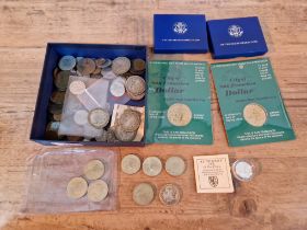 A box of assorted coins to include collectable £2 coins, a 1995 £1 silver proof coin & some silver..