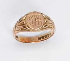 A George V 9ct rose gold seal ring, sponsor 'HC&S', Birmingham 1919, weight 5.6g, size S/T.