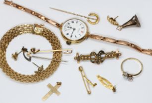 Assorted 9ct gold and yellow metal including a ladies wristwatch marked '14K' with strap marked '