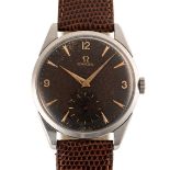 A GENTLEMAN'S SIZE STAINLESS STEEL OMEGA WRIST WATCH CIRCA 1957, REF. 2900-4 WITH "TROPICAL" BLACK