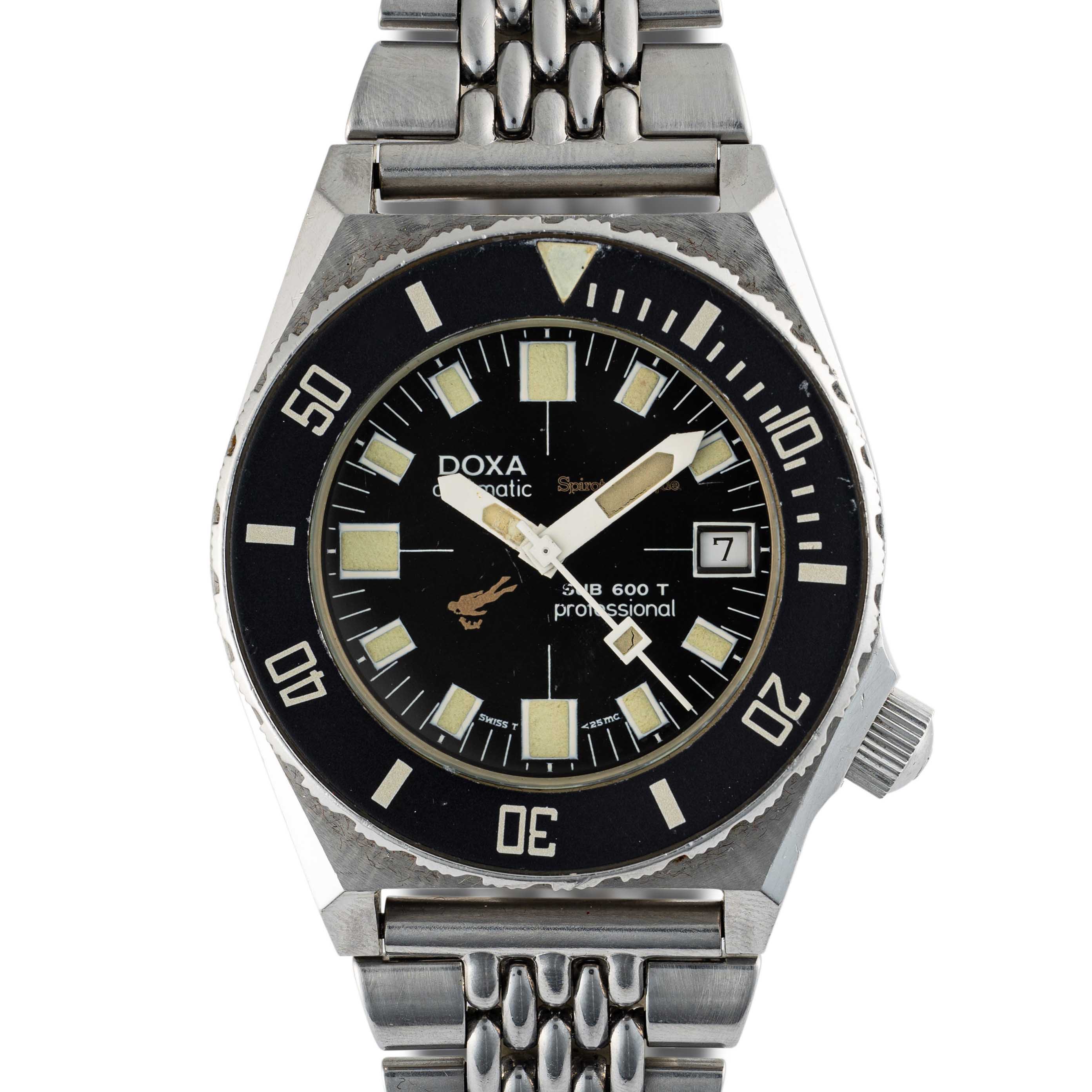 A GENTLEMAN'S SIZE STAINLESS STEEL DOXA SPIROTECHNIQUE SUB 600 T PROFESSIONAL DIVERS BRACELET