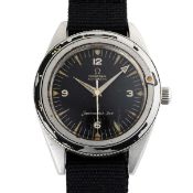 A GENTLEMAN'S SIZE STAINLESS STEEL OMEGA SEAMASTER 300 DIVERS WRIST WATCH CIRCA 1961, REF. 147.55-61